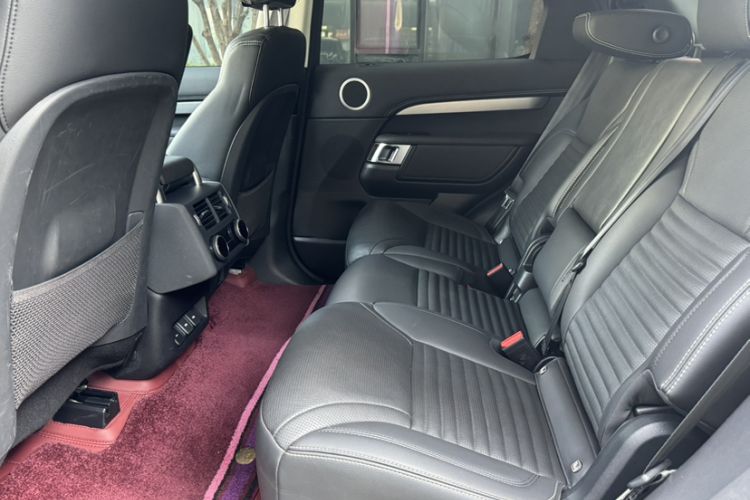 Used Land Rover Discovery 2023 Revised Version 360 PS R-Dynamic S