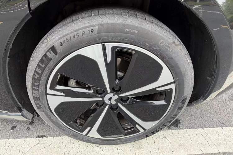 Used Nio ET5T 2024 75kWh Touring Exterior 8