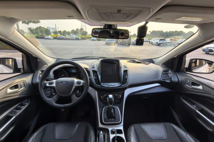 Used Ford Kuga 2015 1.5L GTDi Two-Wheel Drive Fashion Edition
