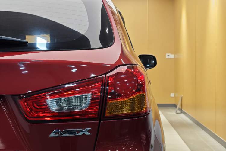 Used Mitsubishi ASX 2013 2.0L CVT Two-Wheel Drive Luxury Edition
