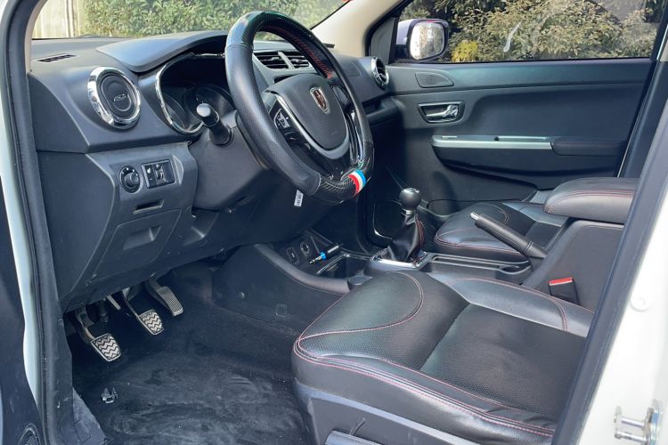 Used Jinbei 750 2016 1.5L Flagship Edition
