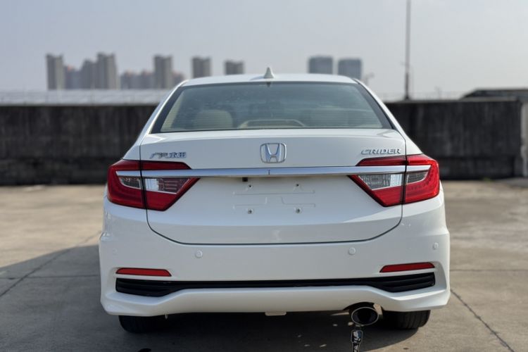 Used Honda Crider 2015 1.8L automatic luxury edition