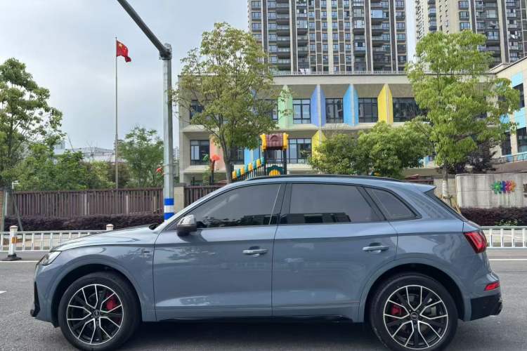 Used Audi Q5L 2022 40T RS Package Performance Model