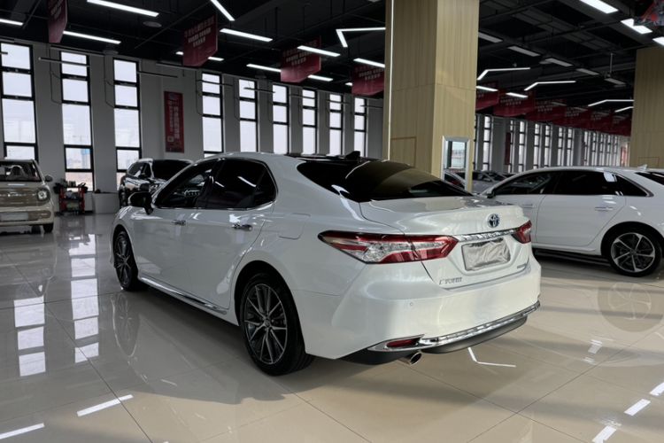 Used Toyota Camry 2023 Dual-Motor 2.5HG Luxury Edition
