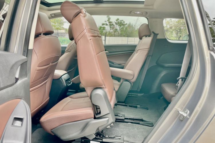 Used Buick GL6 2019 18T 6-Seater Connected Luxury Version China V Standard
