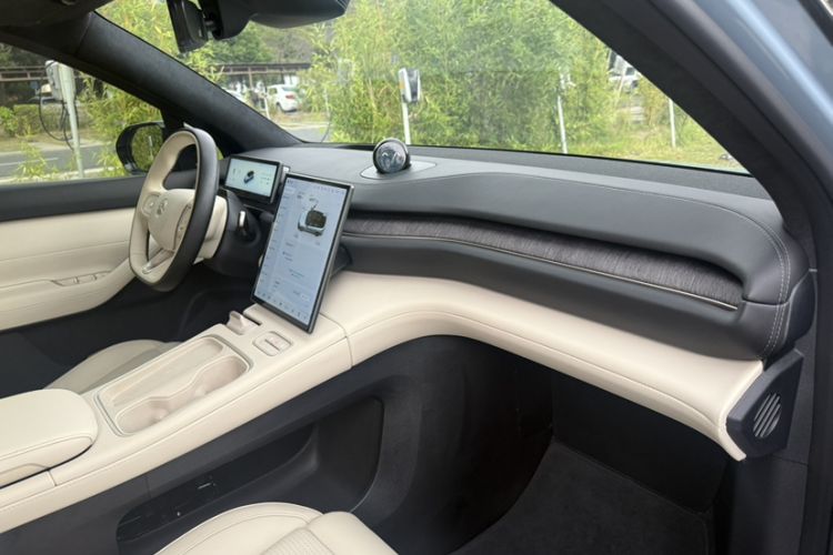 Used Nio ES6 2023 75 kWh
