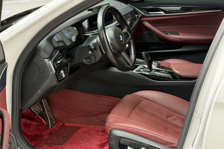 Used BMW 5 Series 2020 530Li Luxury Edition M Sport Package Interior 5