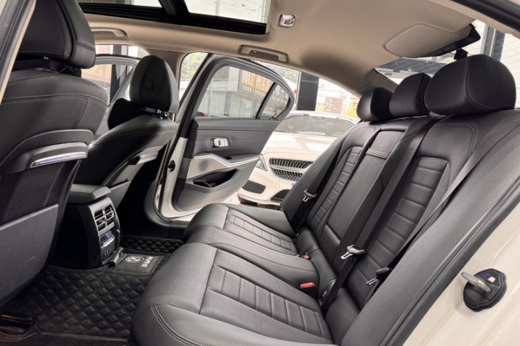 Used BMW 3 Series 2020 325Li M Sport Package Interior 1