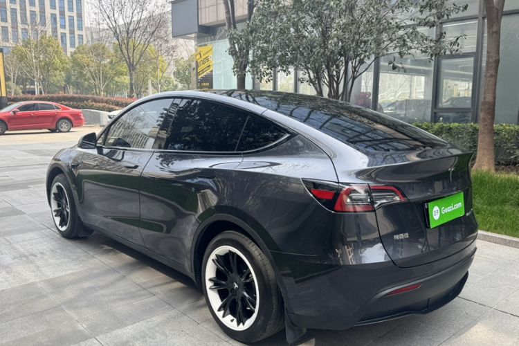 Used Tesla Model Y 2024 Rear-Wheel-Drive Version
