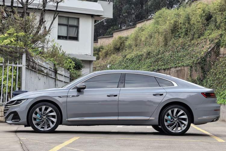 Used Volkswagen FAW-Volkswagen CC 2023 380TSI Striking Edition