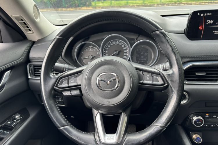 Used Mazda CX-5 2017 2.0L Automatic 2WD ZhiShang Trim China V Standard
