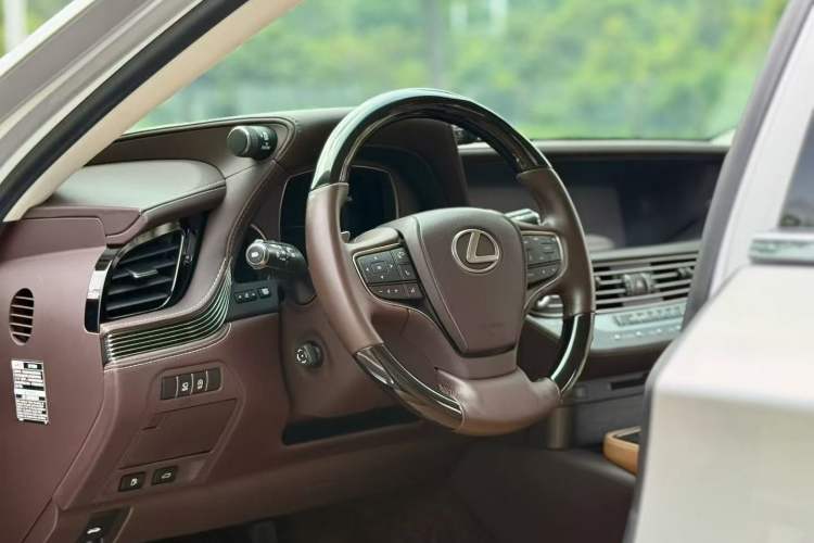 Used Lexus LS 2018 350 Excellence Edition China V Standard