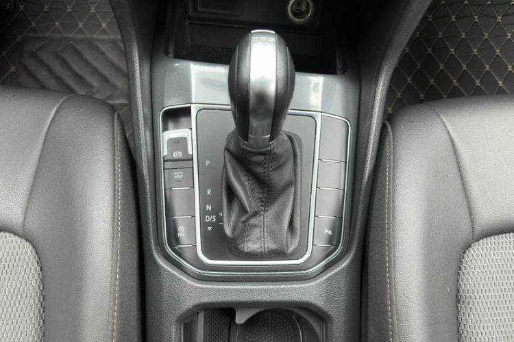 Used Volkswagen Golf Sportsvan 2018 230TSI Automatic Trend Edition
