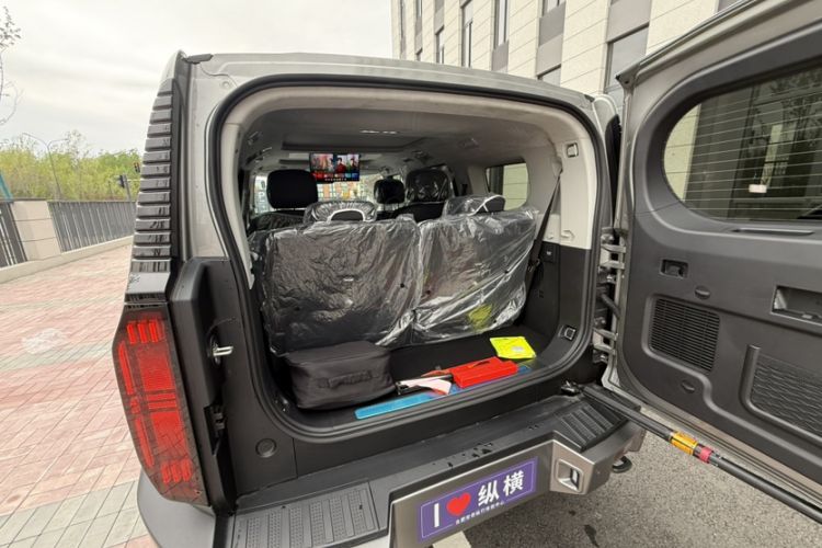 Used Jetour Zongheng G700 Trailblazer 2025 Model Xiangjing Edition 6-seater Interior 9