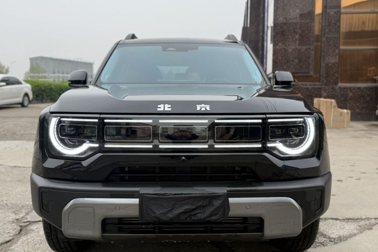 Used BAIC Off-Road BJ30 2026 Model Traveler 1.5T Hybrid Standard Version Exterior 7