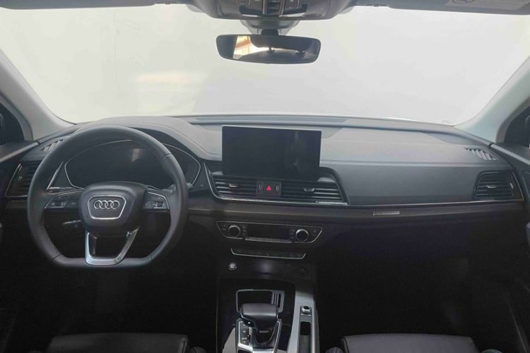 Used Audi Q5L 2022 40T Luxury Dynamic Model