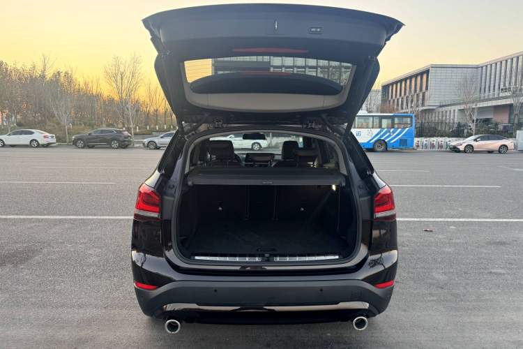 Used BMW X1 2020 sDrive25Li Leading Model