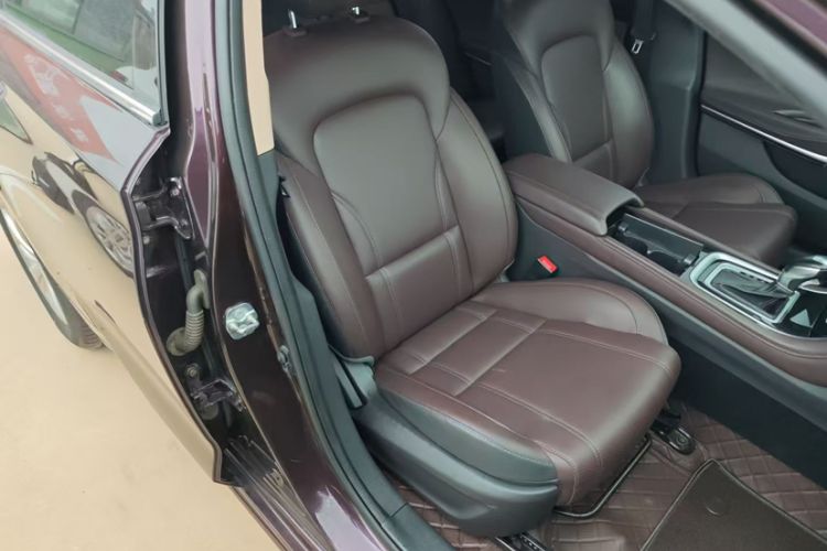 Used Changan Raeton CC 2018 1.5T Automatic Elegant Version China V Standard
