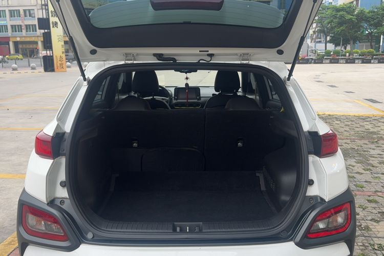 Used Hyundai ENCINO 2018 1.6T Dual-Clutch ZhiPao Edition China V Standard Trunk