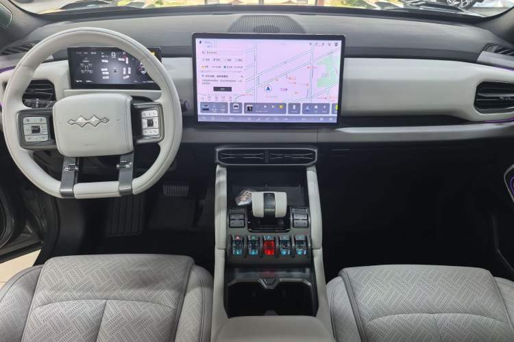 Used Formula Leopard Titanium 3 2025 501KM All-Wheel Drive Intelligent Driving Ultra Version
