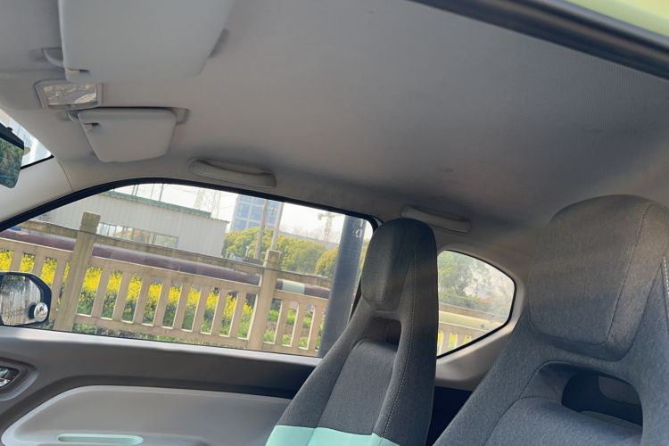 Used Wuling Hongguang MINIEV 2021 Macaron Fashion Model Lithium Iron Phosphate Headliner