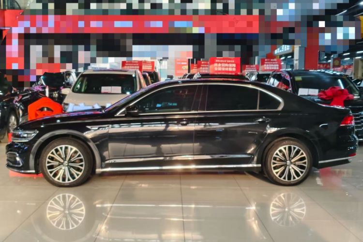 Used Volkswagen Phideon 2021 380TSI Luxury Edition Exterior 3