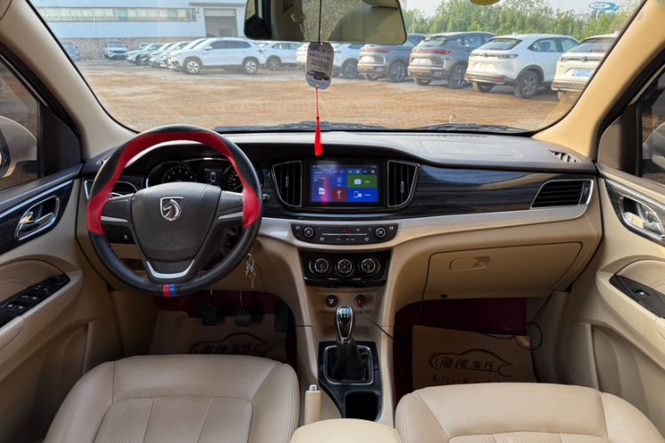 Used Baojun 730 2016 1.5L Manual Comfort Version 7 Seats China V Emission Standard