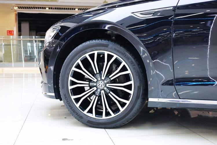 Used Volkswagen Phideon 2019 380TSI Two-Wheel Drive Business Edition China VI Standard