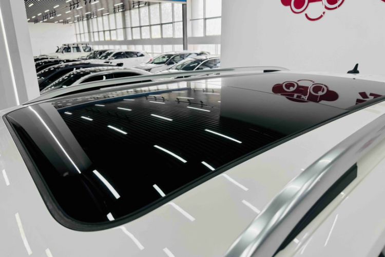 Used Volkswagen Tiguan L 2019 Updated Version 330TSI Automatic Two-Wheel Drive Panoramic Comfort Edition China VI Standard Roof