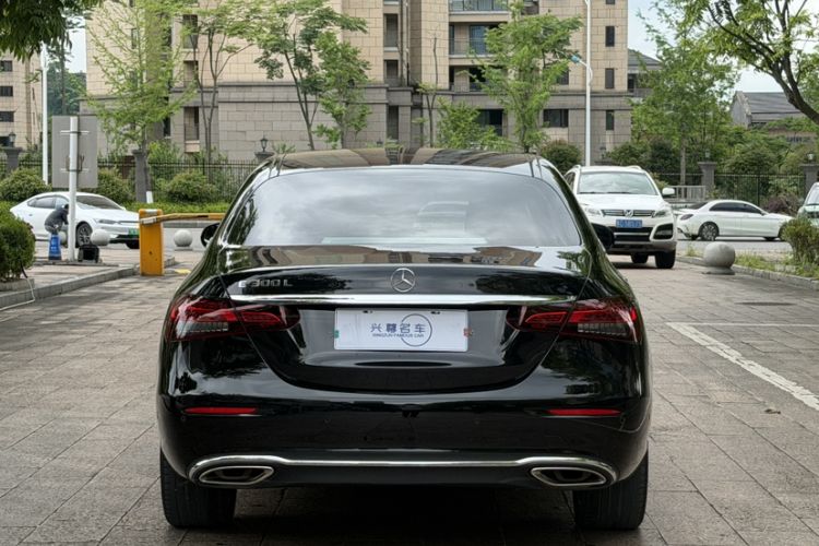Used Mercedes-Benz E-Class 2023 Updated E 300 L Fashion Edition
