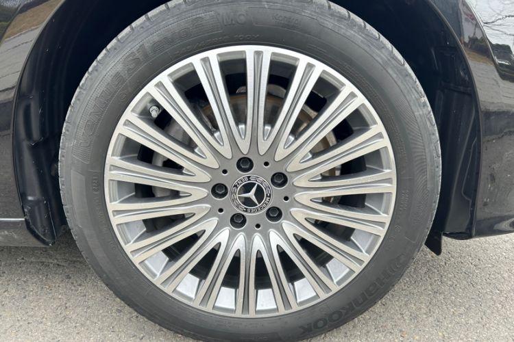 Used Mercedes-Benz E-Class 2023 Updated E 300 L Fashion Edition