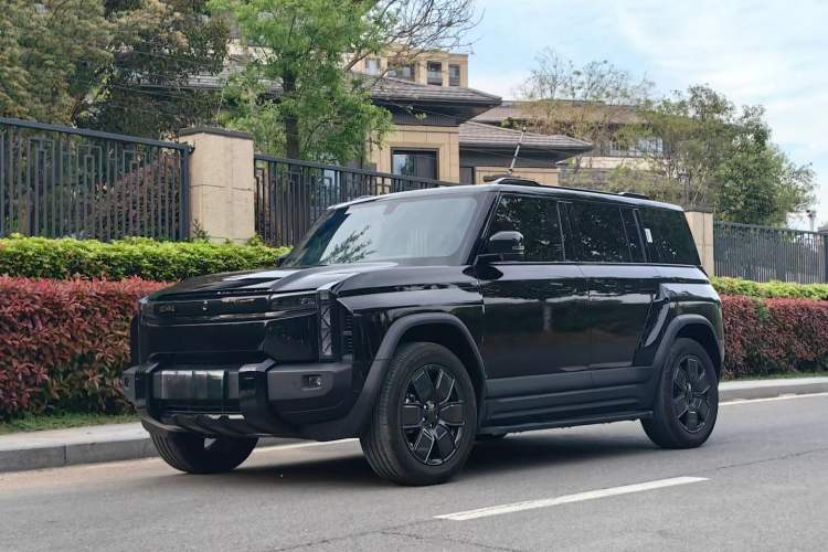 Used iCAR 03T 2024 520km Two-Wheel Drive Long-Range Version Exterior 1