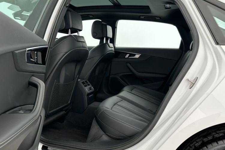 Used Audi A4L 2024 40 TFSI Luxury Dynamic Edition
