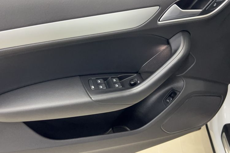 Used Audi Q3 2018 30th Anniversary Edition 30 TFSI Fashion Model Interior 7