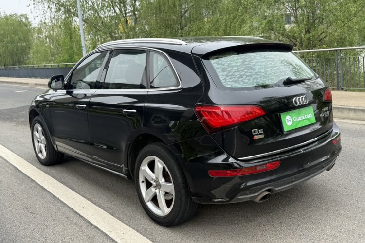 Used Audi Q5 2017 Plus 40 TFSI Ambition Model Exterior 8