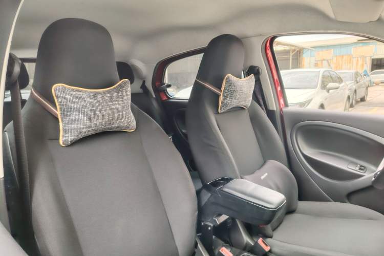 Used smart forfour 2018 1.0L 52 kW Dynamic Edition