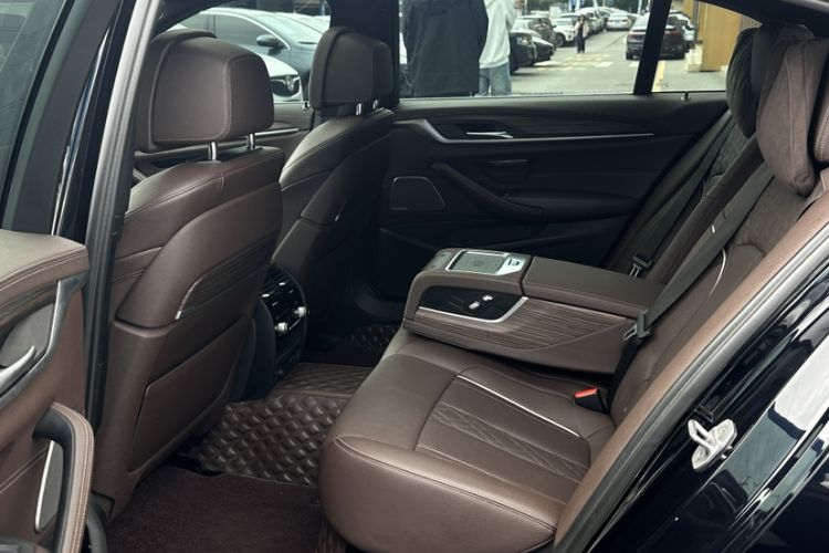 Used BMW 5 Series 2022 Second Facelift 530Li Luxury Version M Sport Package