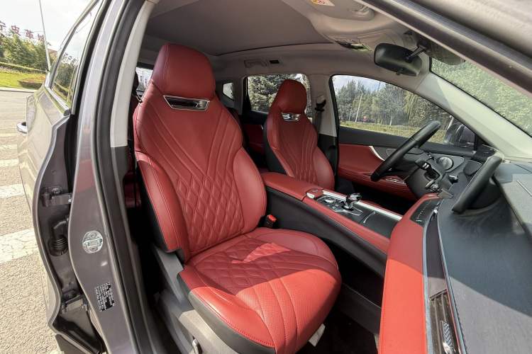 Used Chery Tiggo 7 PLUS 2023 1.6 TGDI DCT Flagship Version