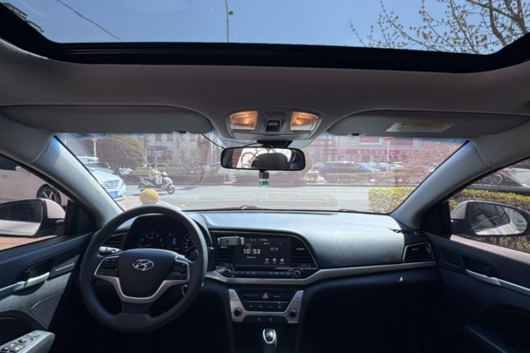 Used Hyundai Elantra (6th Generation / Lingdong) 2016 1.6L Automatic ZhiXuan – Elite Version Interior 3