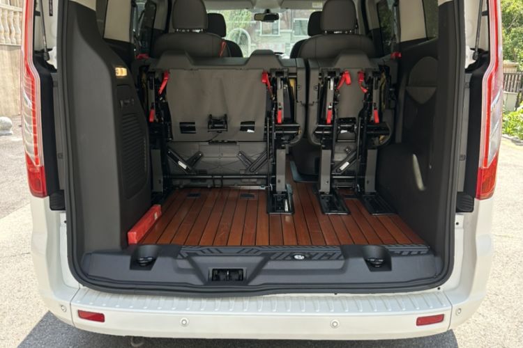 Used Ford Tourneo Custom 2020 2.0T Automatic Elite Version China VI Standard