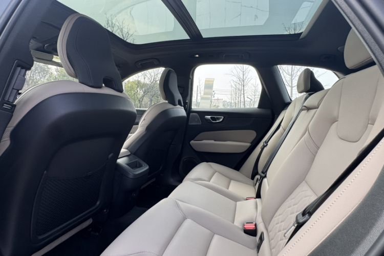 Used Volvo XC60 2026 B5 4x4 SmartDrive Sport Edition
