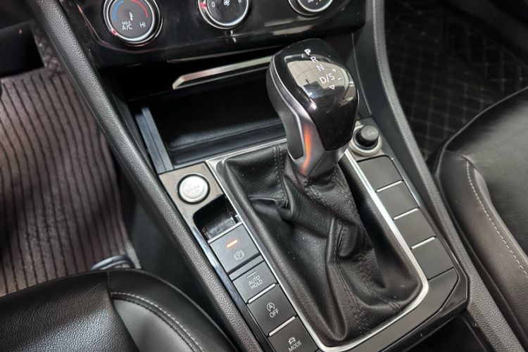 Used Volkswagen Sagitar 2020 200TSI DSG Comfort Version China VI Standard