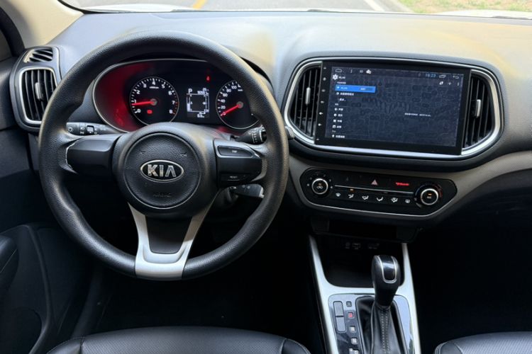 Used Kia KX3 2017 1.6L Automatic Aoya Version Interior 6