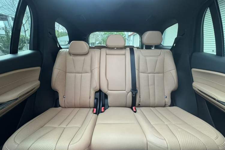 Used Nio ES8 2020 415 km Range 7-Seater Version