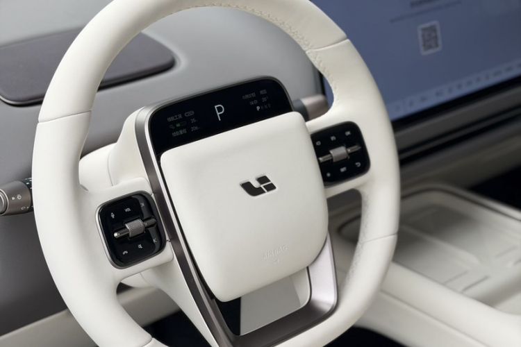 Used Li Auto Li Auto i8 2025 Model Standard Version