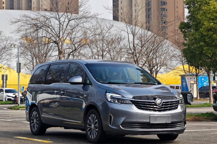 Used Buick GL8 2021 Land Cruiser Executive 652T Premium Model
