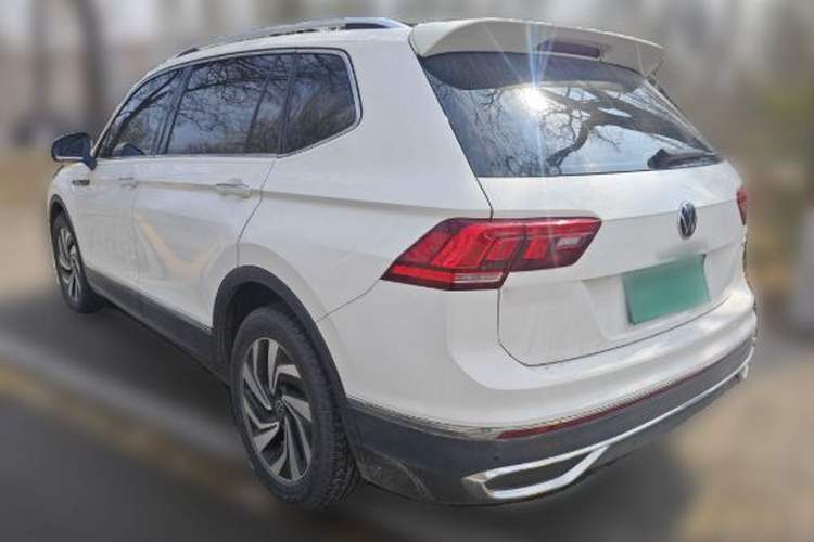 Used Volkswagen Tiguan L 2022 330TSI Automatic Two-Wheel Drive Smart Edition Exterior 2