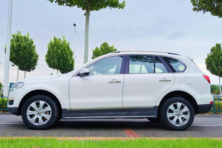Used Haval H8 2015 2.0T Two-Wheel-Drive Standard Version