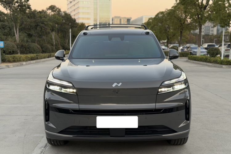 Used ONVO Luxeed L90 2025 Model—Max Six-Seater Version