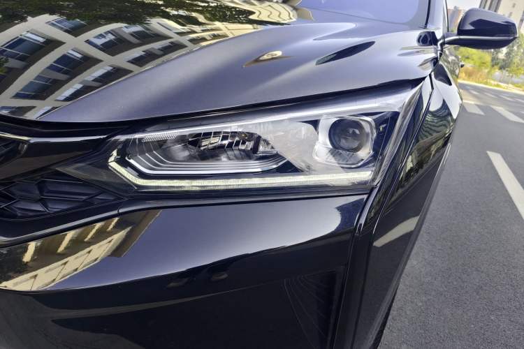 Used Dongfeng Aeolus Yixuan 2020 230T Automatic Glare-Proof Dark Knight Edition